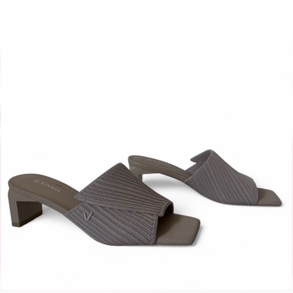 Vivaia Jade Pro Square-Toe Block Heel Nude Knit Slide Sandals size 38 - Picture 2 of 11